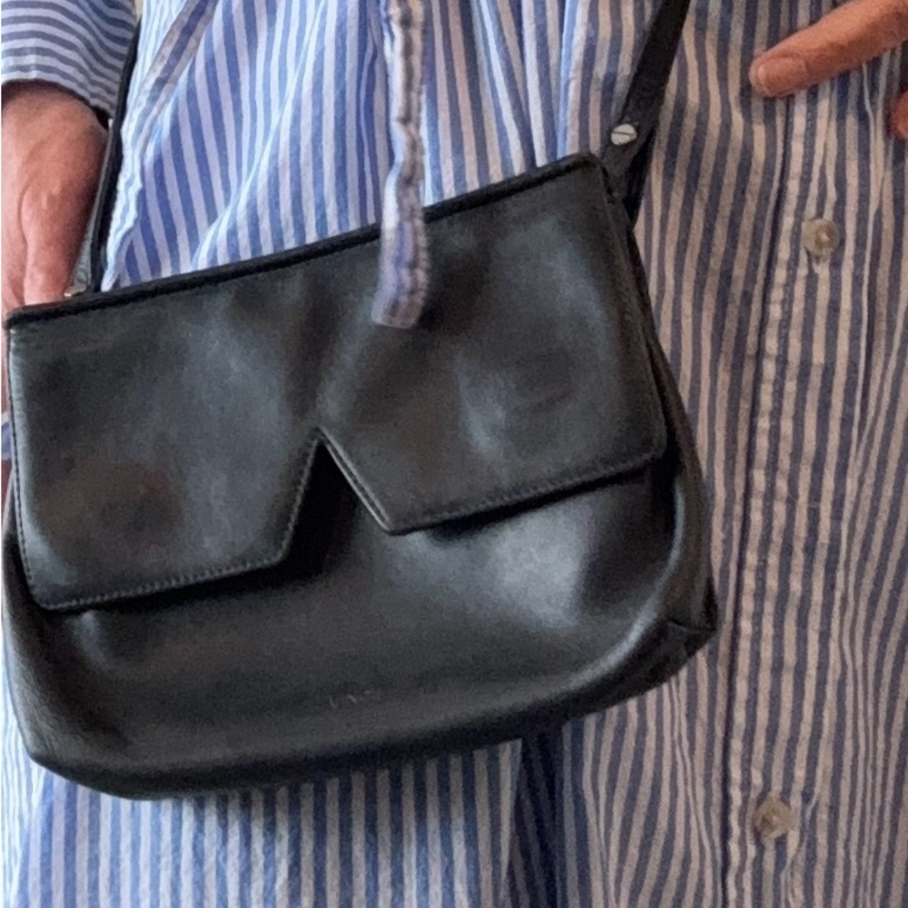 Vince Black Leather Crossbody with Pointed Magnetic Flap 214 - Picture 10 of 10